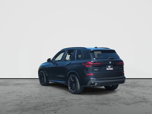Used 2024 BMW X5 xDrive40i w/ M Sport Package AWD/4WD image 6