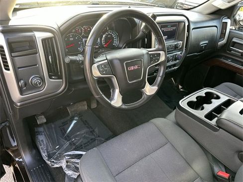 Used 2018 GMC Sierra 1500 SLE w/ SLE Value Package image 9