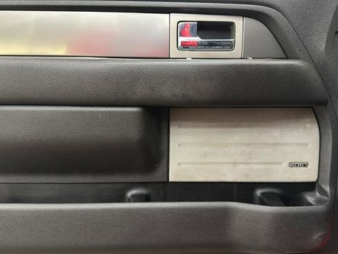 Used 2014 Ford F150 Raptor w/ Equipment Group 801A Luxury image 21