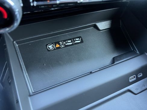 New 2026 Chevrolet Suburban LT w/ Comfort Package image 28