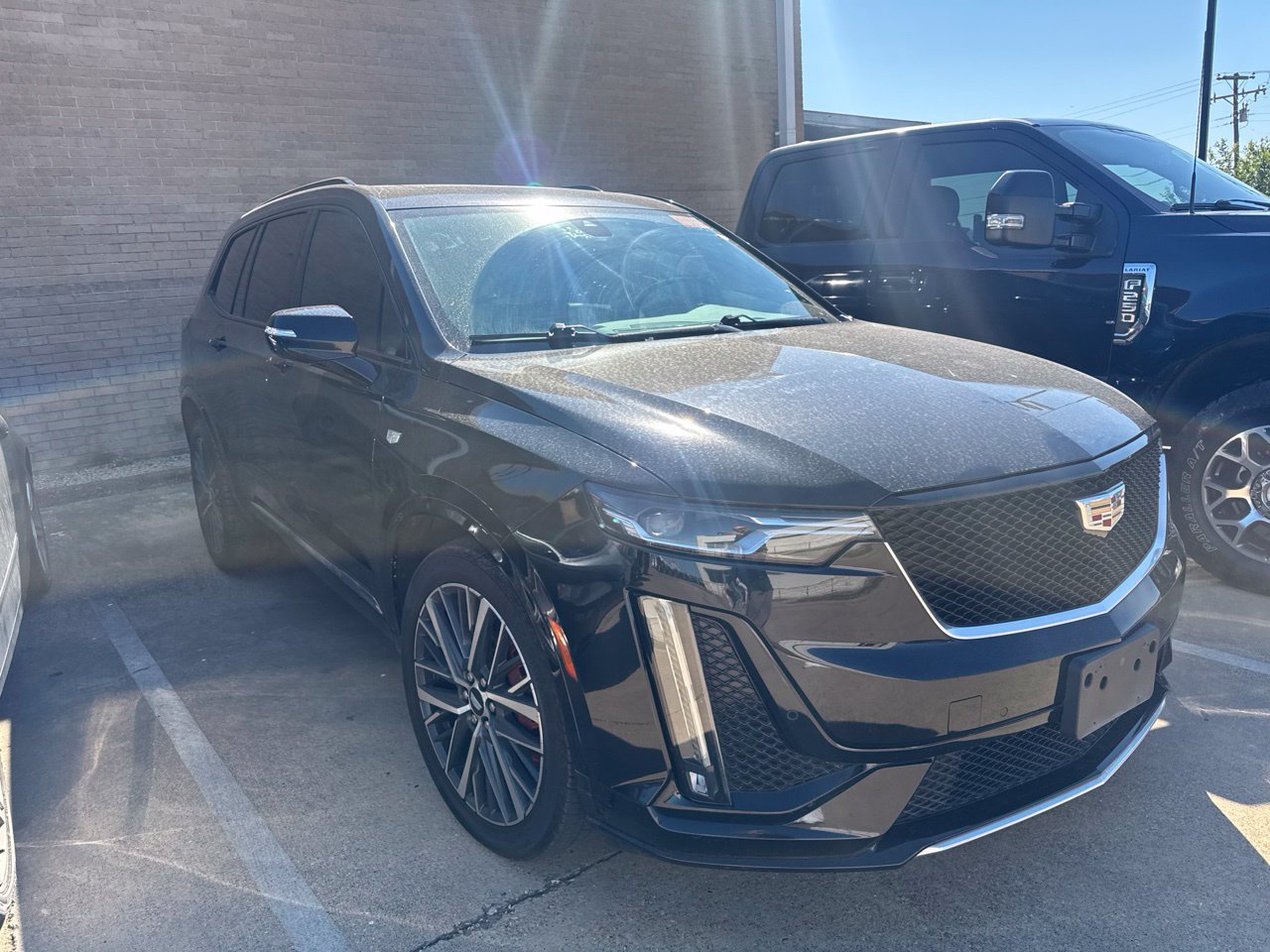 Used 2022 Cadillac XT6 Sport AWD/4WD image 3