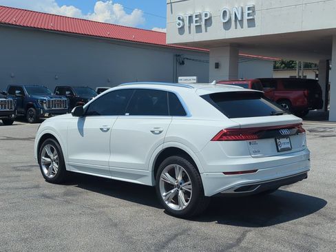 Used 2022 Audi Q8 Premium AWD/4WD image 4
