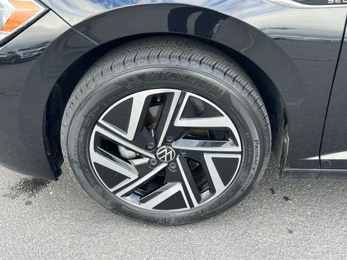 Used 2023 Volkswagen Jetta SEL image 15