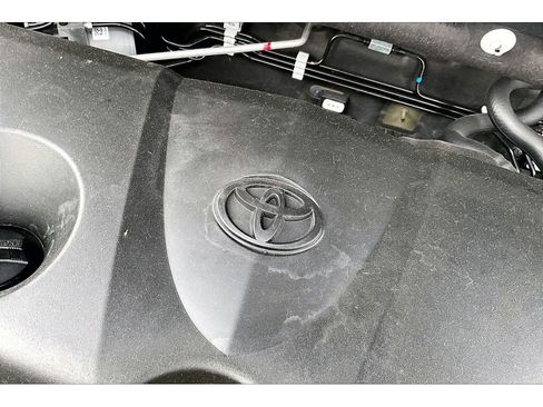 Used 2023 Toyota RAV4 Adventure image 31