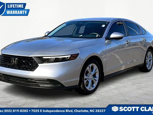 Used 2025 Honda Accord LX image 3