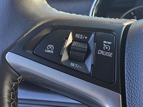 Certified 2022 Buick Encore Preferred w/ Safety Package image 20