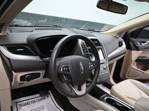 Used 2017 Lincoln MKC Premiere AWD/4WD image 16