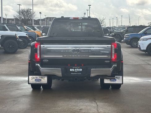 Used 2025 Ford F350 King Ranch w/ Chrome Package image 5