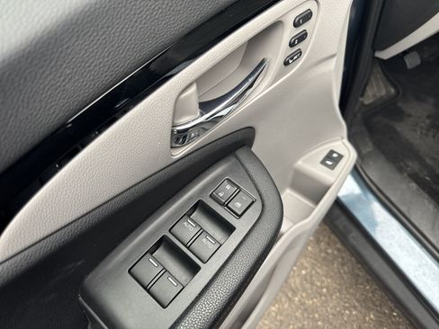 Used 2022 Honda Pilot Touring image 18