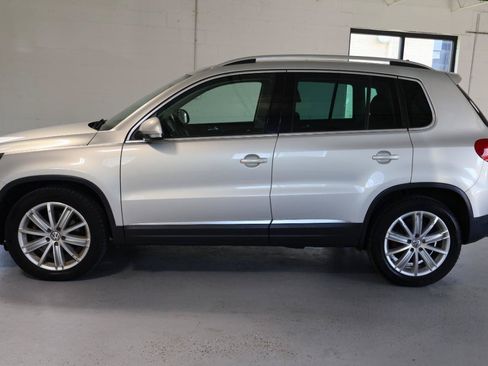 Used 2015 Volkswagen Tiguan S FWD image 3