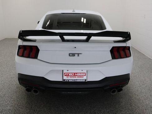 Used 2024 Ford Mustang GT Premium RWD image 8