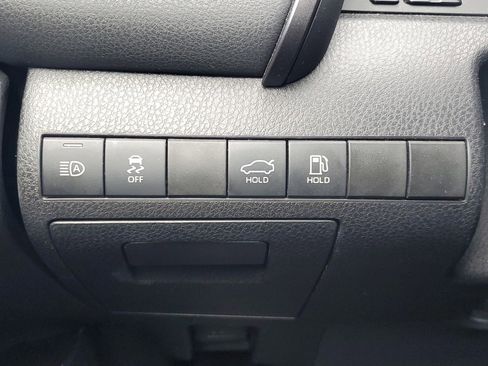 Used 2021 Toyota Camry LE image 26