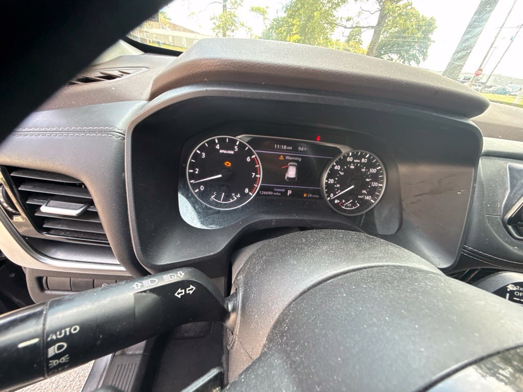 Used 2021 Nissan Rogue SV FWD image 13