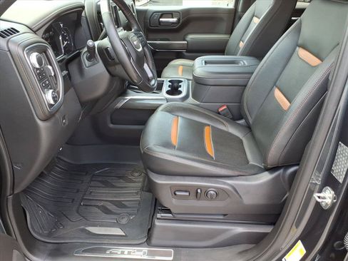 Used 2019 GMC Sierra 1500 AT4 w/ AT4 Premium Package AWD/4WD image 12