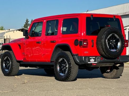 Used 2021 Jeep Wrangler Unlimited Rubicon AWD/4WD image 6