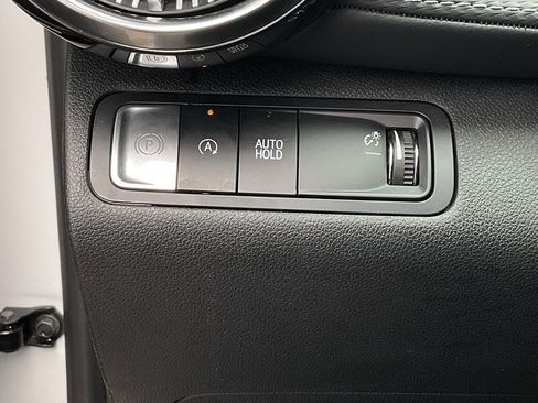 Used 2025 Chevrolet Equinox LT image 26