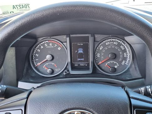 Used 2022 Toyota Tacoma SR RWD image 22