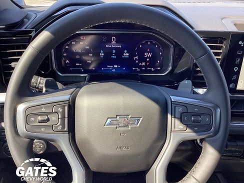 Used 2026 Chevrolet Silverado 1500 LT Trail Boss w/ LT Trail Boss Premium Package AWD/4WD image 23