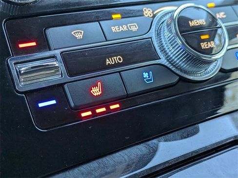 Used 2021 Lincoln Navigator Reserve image 26