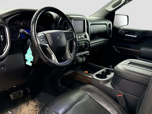 Used 2019 Chevrolet Silverado 1500 LT Trail Boss image 7