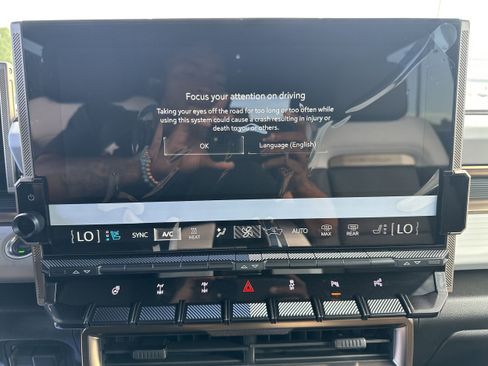 New 2025 GMC Hummer EV 2X w/ Extreme Off-Road Package image 29