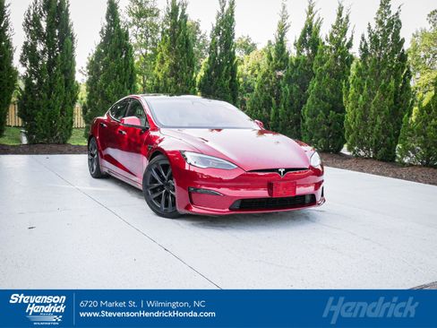 Used 2024 Tesla Model S AWD/4WD image 1