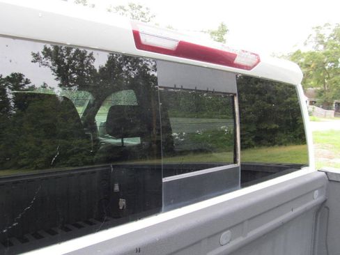 Used 2022 Chevrolet Silverado 1500 LTZ w/ LTZ Convenience Package II image 18