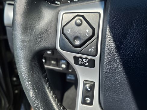 Used 2019 Toyota Tundra Platinum AWD/4WD image 25