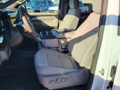New 2026 Chevrolet Silverado 1500 LT w/ Convenience Package II RWD image 14