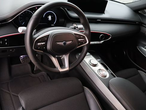 Used 2023 Genesis GV70 2.5T w/ Sport Prestige Package AWD/4WD image 11