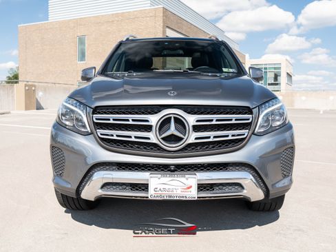 Used 2019 Mercedes-Benz GLS 450 4MATIC image 2