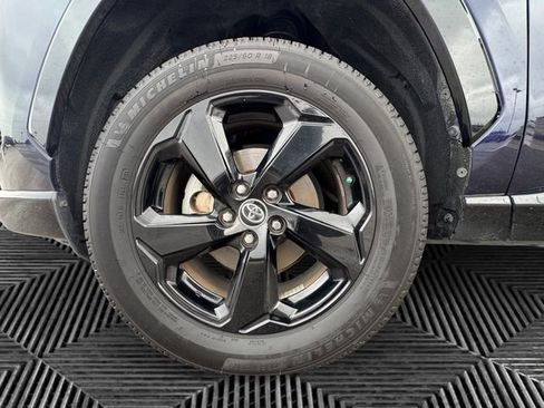 Used 2020 Toyota RAV4 XSE image 14