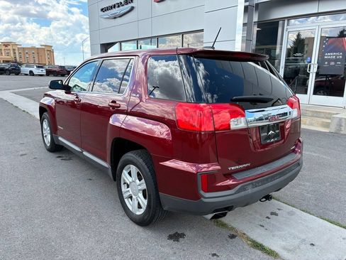 Used 2016 GMC Terrain SLE AWD/4WD image 4