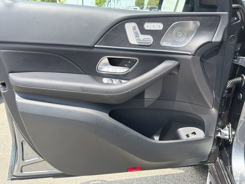 Certified 2026 Mercedes-Benz GLS 450 4MATIC image 18