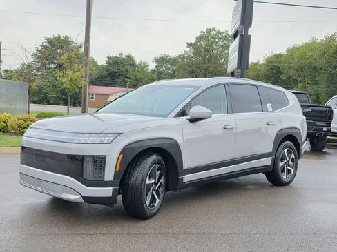 New 2026 Hyundai Ioniq 9 SE image 4