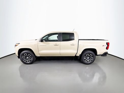 Used 2023 Chevrolet Colorado Z71 w/ Z71 Convenience Package 2 image 4