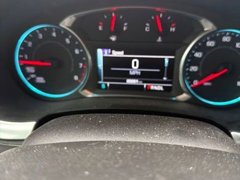 Used 2019 Chevrolet Traverse LT FWD image 6