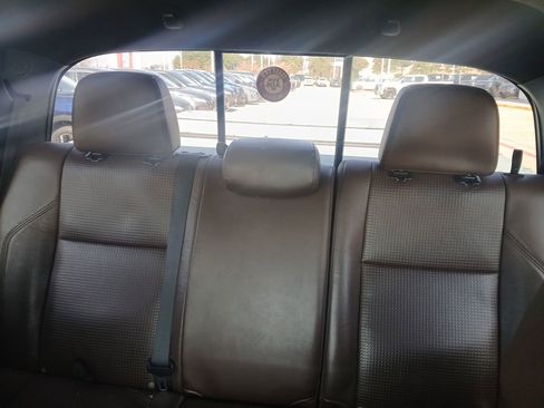 Used 2017 Toyota Tacoma Limited w/ Tow Package image 18