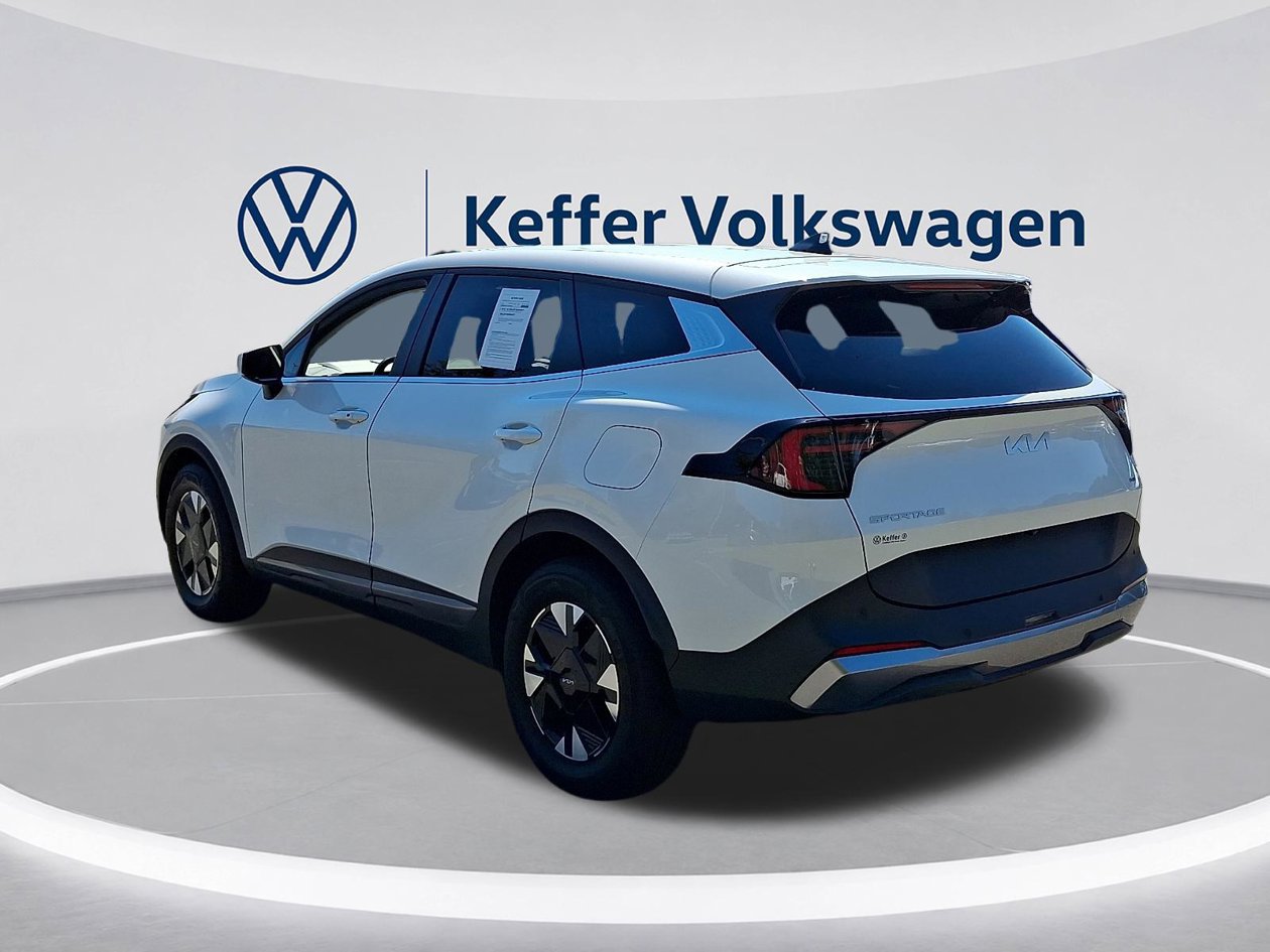 Used 2026 Kia Sportage LX FWD image 4