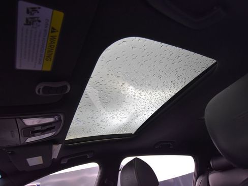 Used 2019 Kia Stinger GT2 image 11