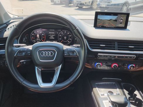 Used 2019 Audi Q7 3.0T Premium Plus w/ Premium Plus Package AWD/4WD image 19