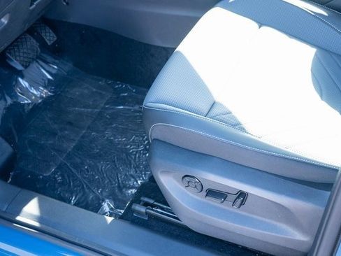 New 2026 Volkswagen Tiguan SE image 27