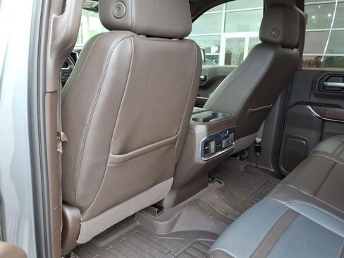 Used 2021 GMC Sierra 1500 Denali w/ Denali Ultimate Package AWD/4WD image 11
