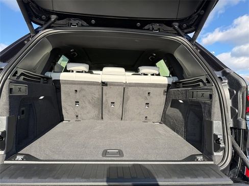 New 2026 BMW X5 xDrive40i w/ M Sport Package image 19