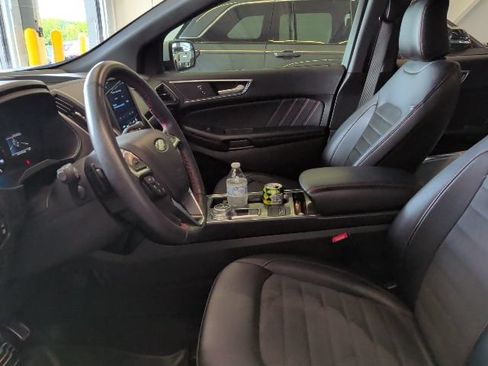 Used 2024 Ford Edge ST-Line w/ Class II Trailer Tow Package AWD/4WD image 5