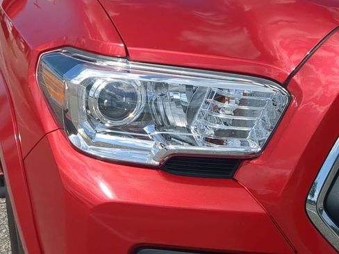 Certified 2023 Toyota Tacoma SR5 image 10