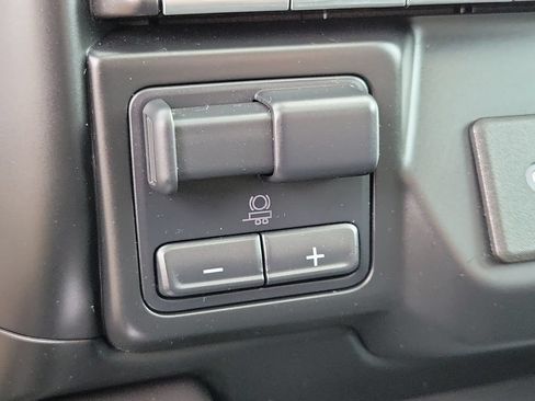 Used 2022 GMC Sierra 1500 Denali w/ Technology Package AWD/4WD image 32