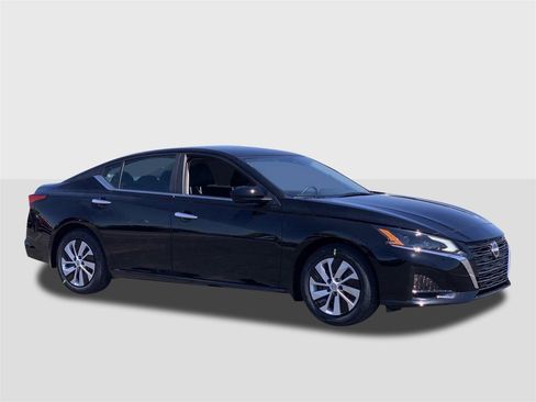 New 2025 Nissan Altima 2.5 S image 7