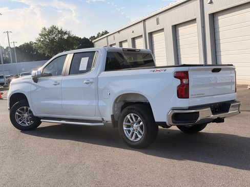 Used 2023 Chevrolet Silverado 1500 LT AWD/4WD image 10