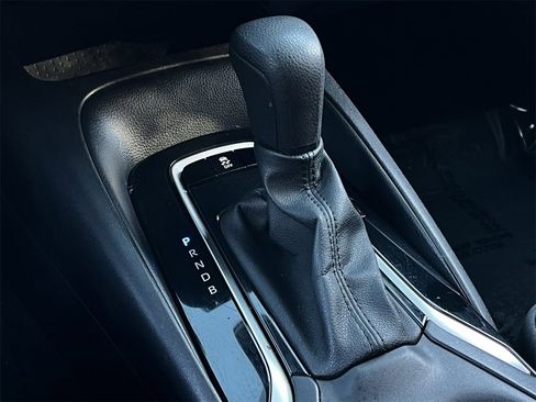 Used 2023 Toyota Corolla LE image 16